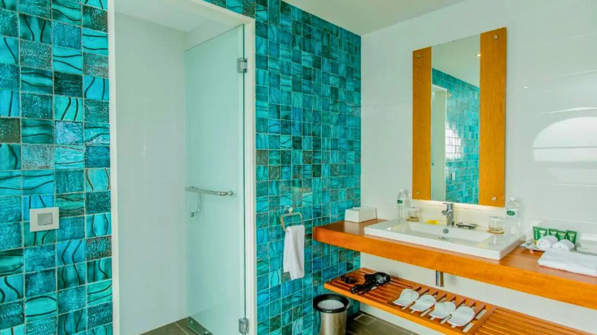 Peshala 2 Bedroom Private Pool Villa Zn225 Pecatu